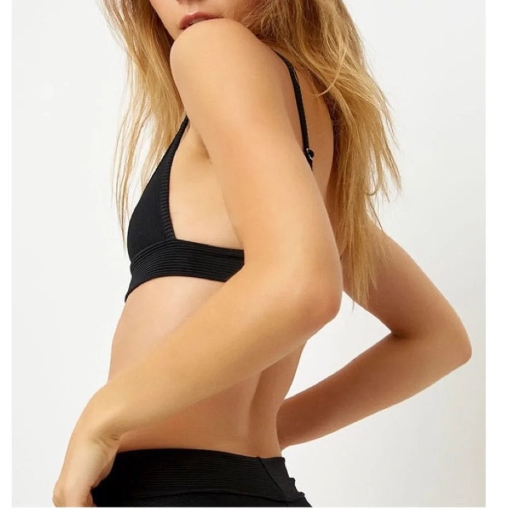 Frankies Bikinis Gavin Ribbed Scoop Bikini Swim *TOP in Black Size Large